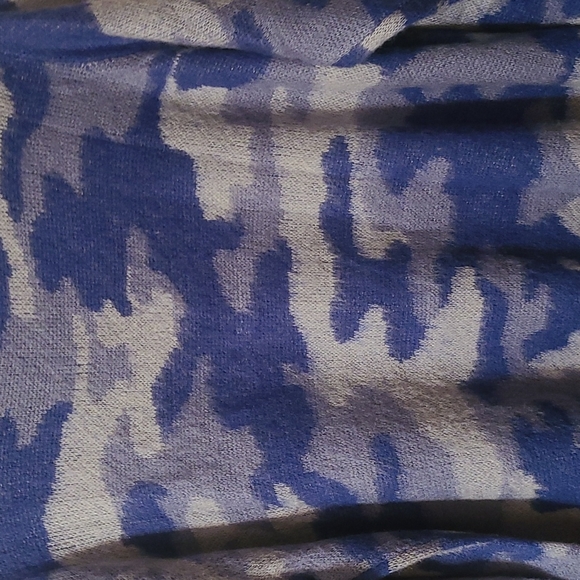 LOGO Lavish sweater 2X NWT - Picture 9 of 9